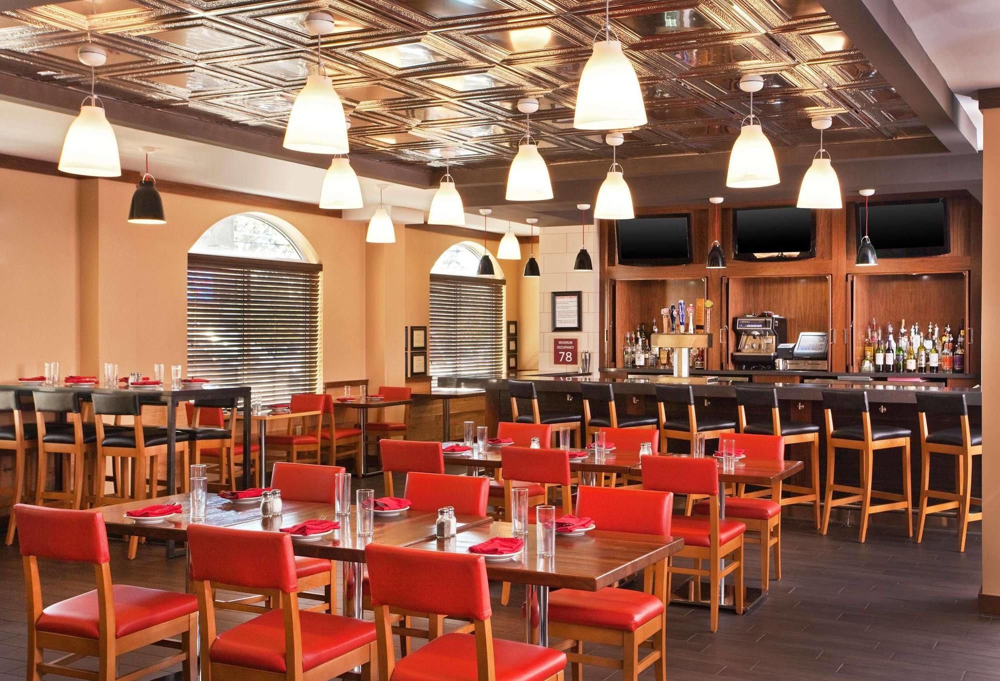Four Points By Sheraton Louisville Airport Экстерьер фото