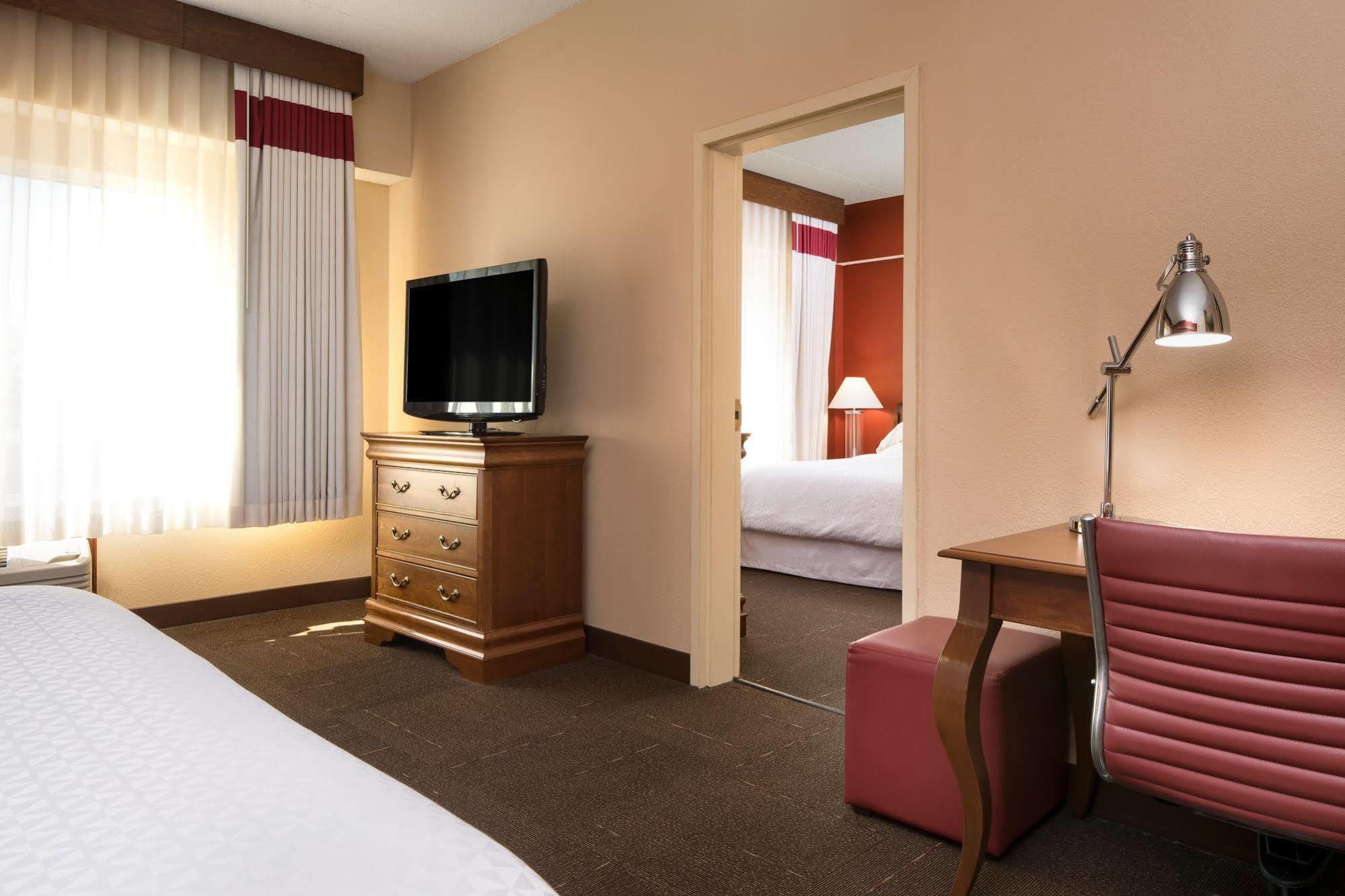 Four Points By Sheraton Louisville Airport Экстерьер фото